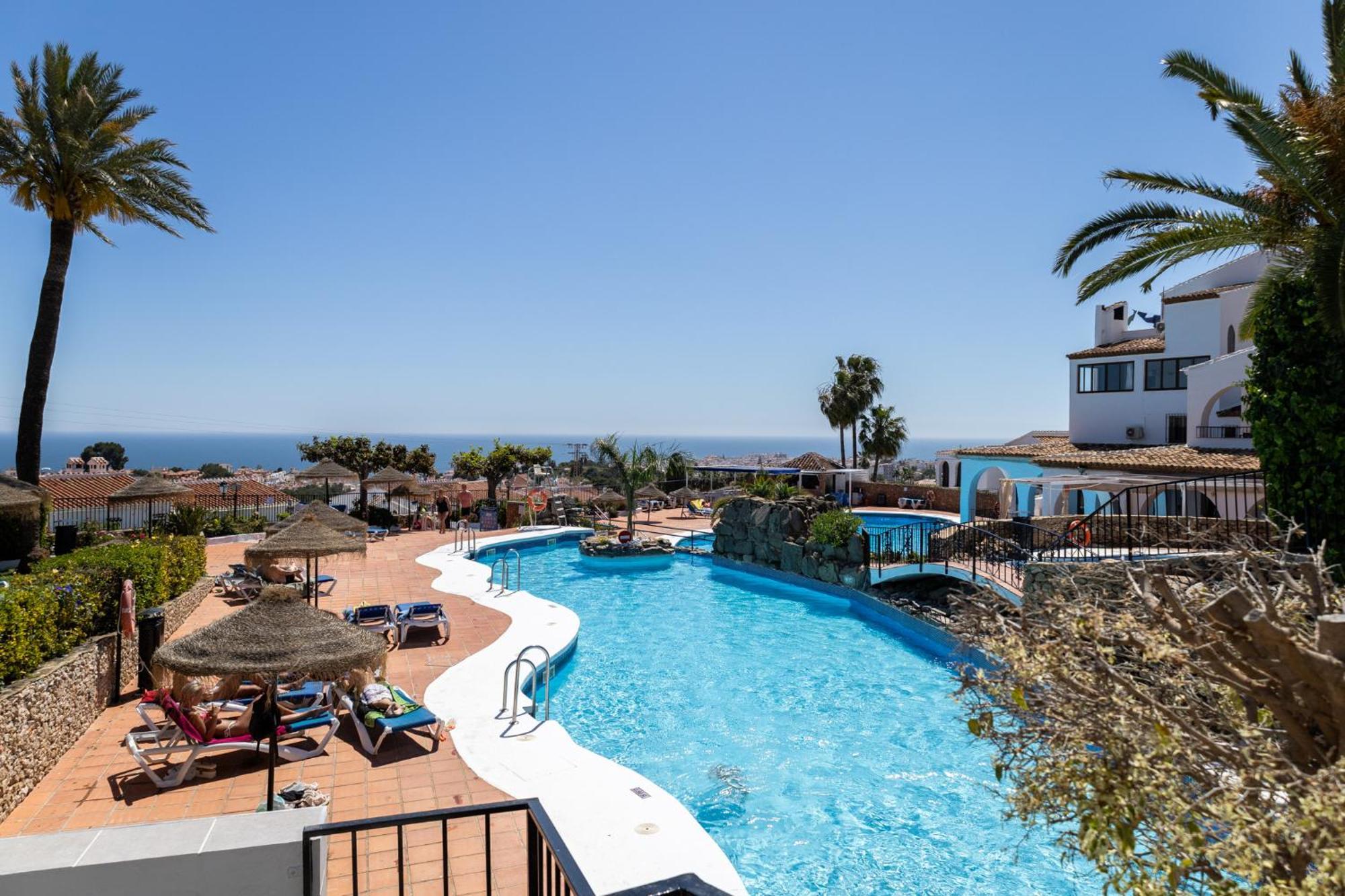 Capistrano Village B, 1 Bedroom + Free Wi-Fi Нерха Екстер'єр фото
